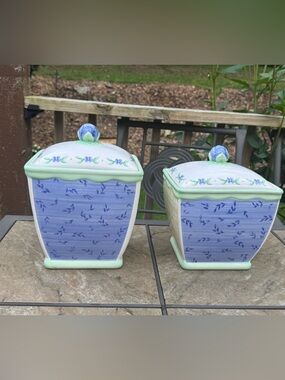Pfaltzgraff Summer Breeze Ceramic Canister with seal Set of 2 Blue Gingham Yello